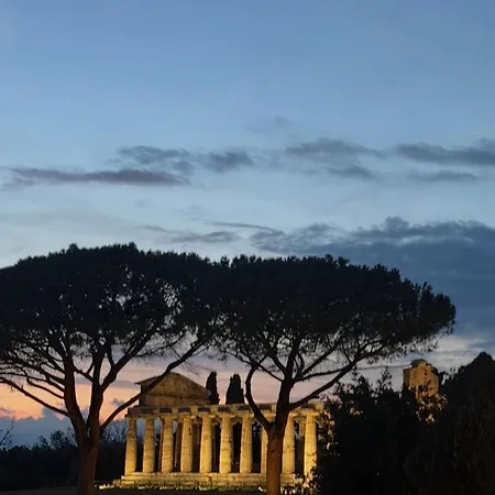 Zi Fiore Appartamento Paestum